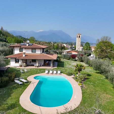 Villa Oleander Манерба-дель-Гарда Экстерьер фото