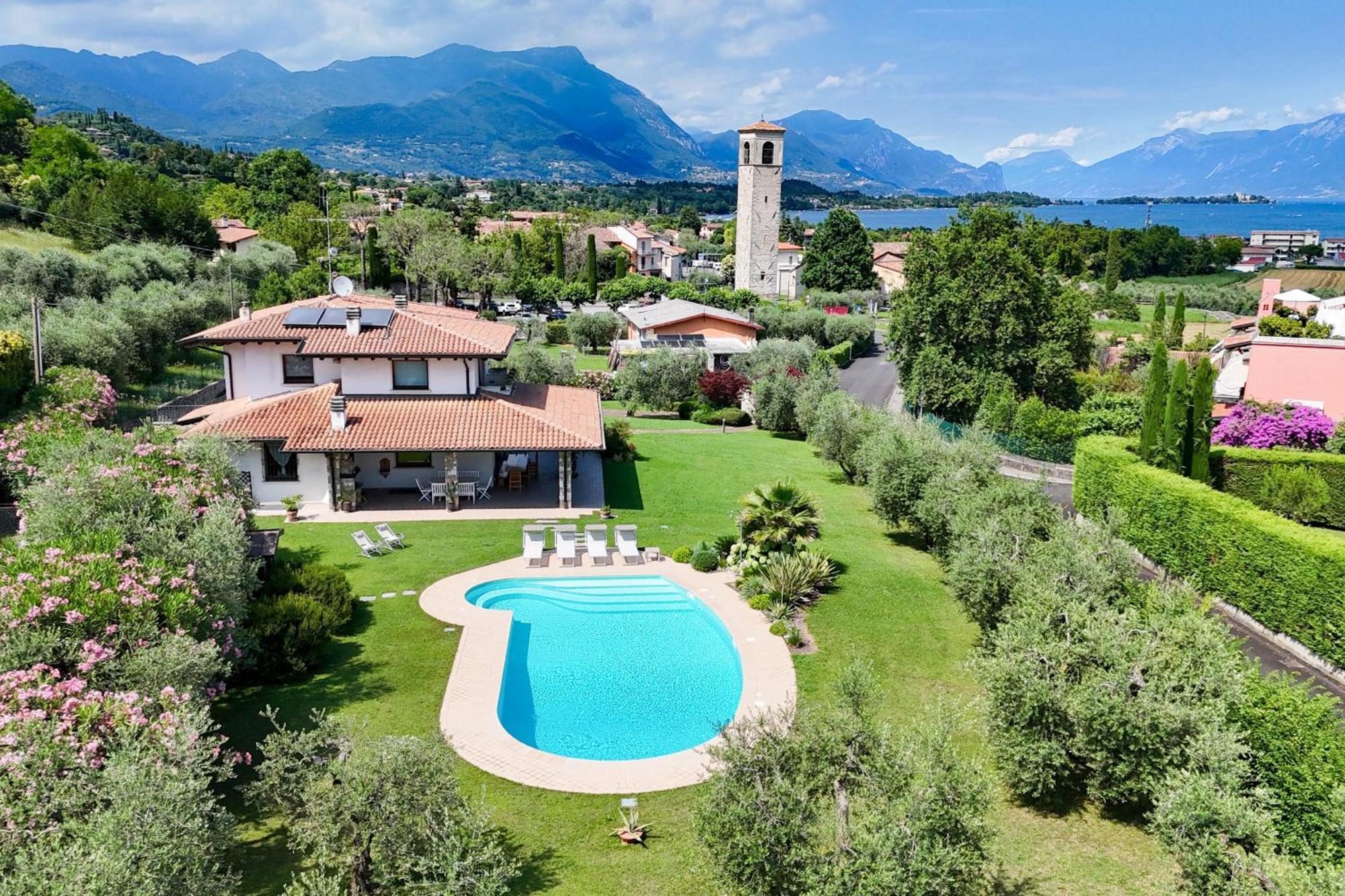 Villa Oleander Манерба-дель-Гарда Экстерьер фото